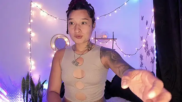 Snapshot of Eva_Lee_ chatting on February 12, 2025, 4:23 am Eva Lee online show from February 12, 2025, 4:23 am