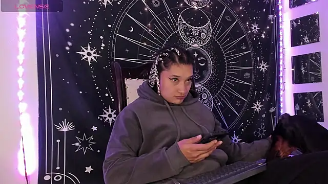 Snapshot of Eva_Lee_ chatting on September 28, 2025, 6:42 am Eva Lee online show from September 28, 2025, 6:42 am