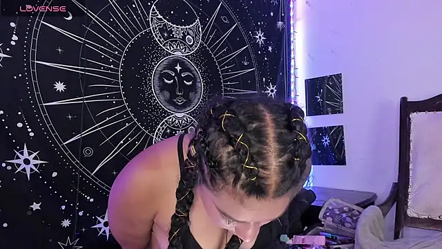 Snapshot of Eva_Lee_ chatting on October 16, 2025, 9:17 am Eva Lee online show from October 16, 2025, 9:17 am