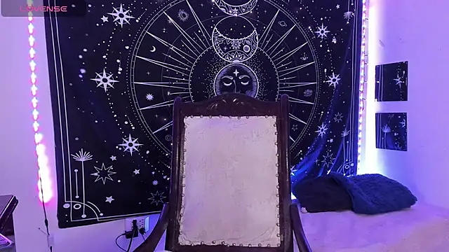 Snapshot of Eva_Lee_ chatting on November 12, 2025, 8:07 am Eva Lee online show from November 12, 2025, 8:07 am