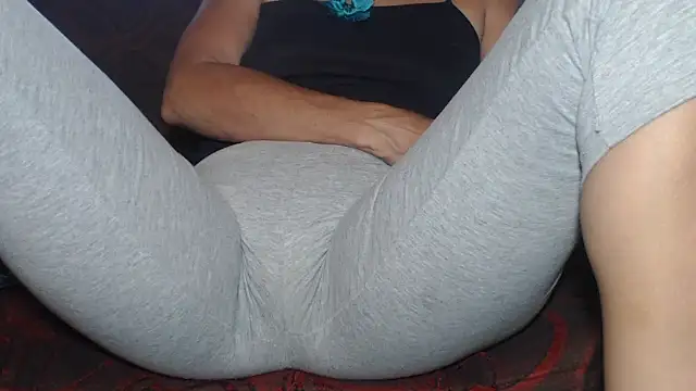 Snapshot of DevoraAmateur chatting on July 24, 2026, 12:45 pm DevoraAmateur online show from July 24, 2026, 12:45 pm