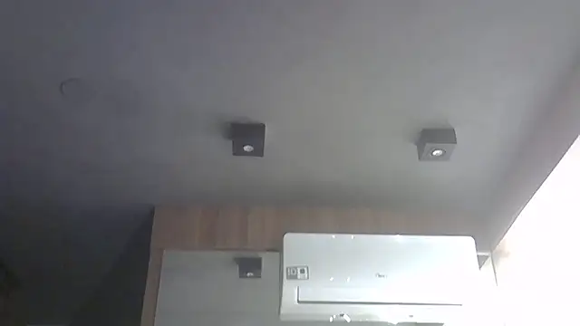 Snapshot of Skinny-Kitten chatting on November 25, 2025, 1:17 am Skinny-Kitten online show from November 25, 2025, 1:17 am