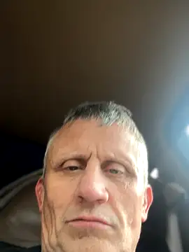 prekumstud online show from November 7, 2025, 7:29 pm