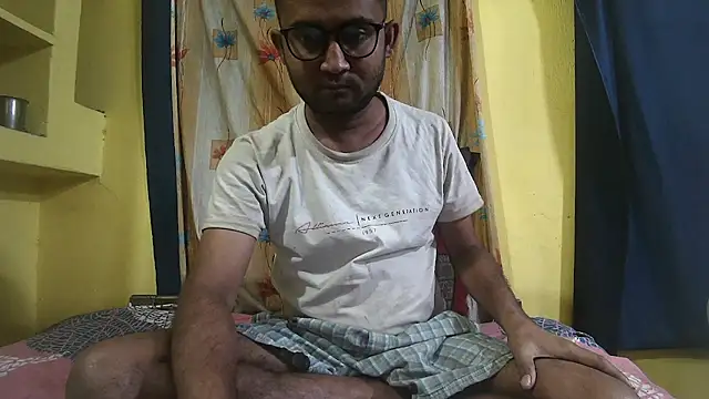 Cute boy2000 online show from March 9, 2025, 12:53 am