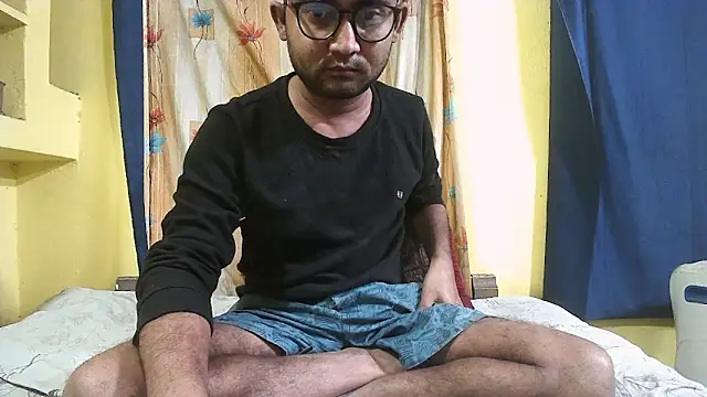 Cute boy2000 online show from February 23, 2025, 12:08 am