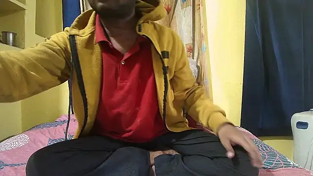 Cute boy2000 online show from January 13, 2025, 1:23 am