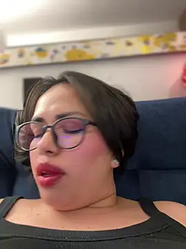 andra rose online show from February 16, 2025, 3:05 pm