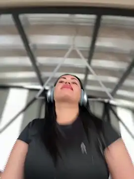 andra rose online show from April 13, 2026, 3:16 pm