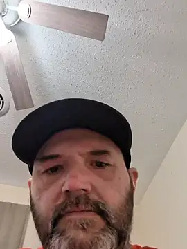 Snapshot of Louis504z chatting on March 21, 2026, 8:35 pm Louis504z online show from March 21, 2026, 8:35 pm