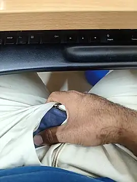 adicma123 online show from March 6, 2026, 4:51 am