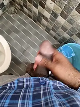 Snapshot of adicma123 chatting on February 18, 2026, 5:49 am adicma123 online show from February 18, 2026, 5:49 am