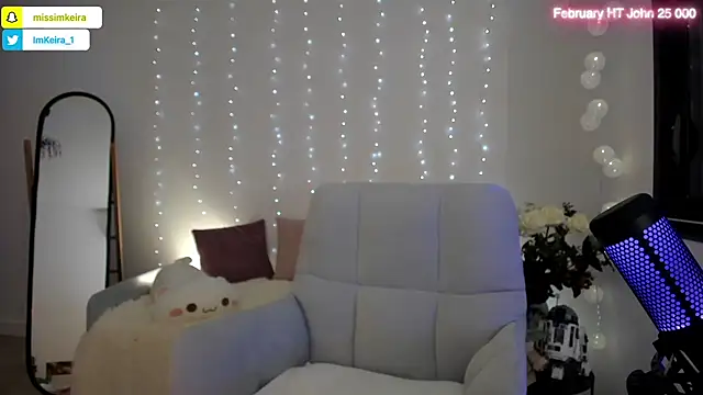 ImKeira online show from February 19, 2026, 7:44 pm