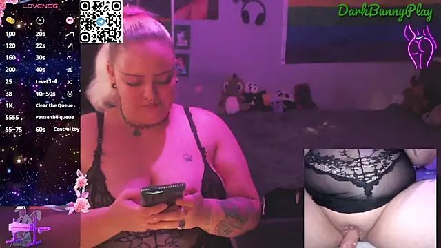 DarkBunnyPlay online show from December 18, 2025, 8:52 am