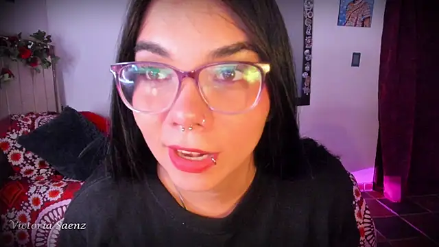 victoriaasaenz  online show from May 30, 2026, 12:17 am