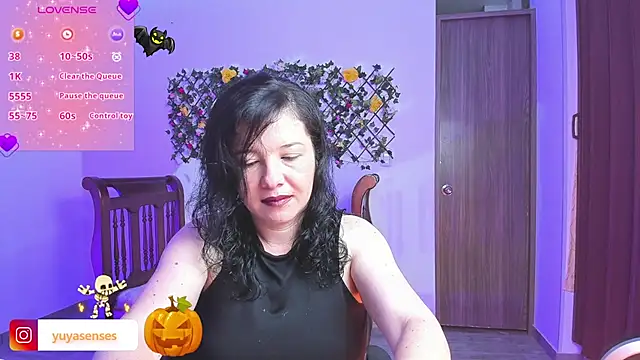 yuya ss online show from October 31, 2025, 2:46 pm