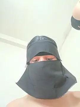 Snapshot of KHALIJIA-ARABIA-couple chatting on February 5, 2026, 8:04 pm KHALIJIA-ARABIA-couple online show from February 5, 2026, 8:04 pm