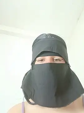 Snapshot of KHALIJIA-ARABIA-couple chatting on January 8, 2026, 5:30 pm KHALIJIA-ARABIA-couple online show from January 8, 2026, 5:30 pm