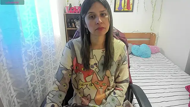 Snapshot of lauren_ashlee chatting on October 31, 2025, 3:52 pm lauren ashlee online show from October 31, 2025, 3:52 pm