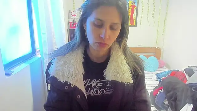 Snapshot of lauren_ashlee chatting on October 15, 2025, 5:43 pm lauren ashlee online show from October 15, 2025, 5:43 pm