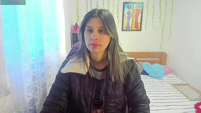 Snapshot of lauren_ashlee chatting on October 27, 2025, 2:40 pm lauren ashlee online show from October 27, 2025, 2:40 pm