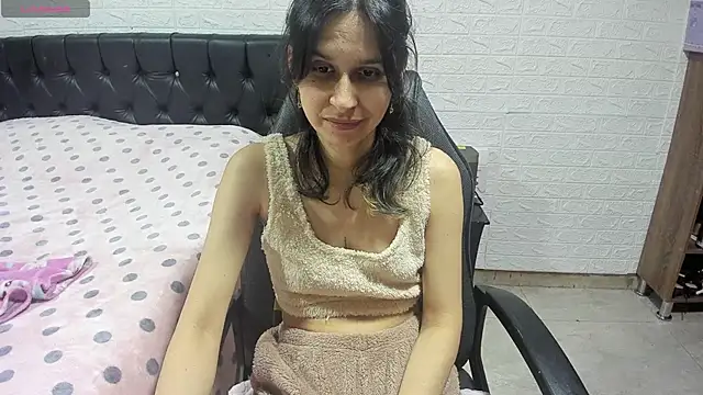 Snapshot of lauren_ashlee chatting on January 31, 2025, 3:22 pm lauren ashlee online show from January 31, 2025, 3:22 pm