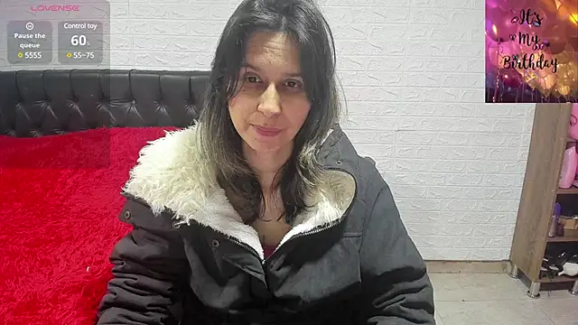 Snapshot of lauren_ashlee chatting on February 1, 2025, 5:16 pm lauren ashlee online show from February 1, 2025, 5:16 pm