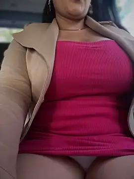 Snapshot of Insane_Issa chatting on February 18, 2025, 3:10 pm Insane Issa online show from February 18, 2025, 3:10 pm