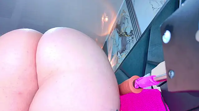 NathaxaLeans online show from February 2, 2026, 11:42 am