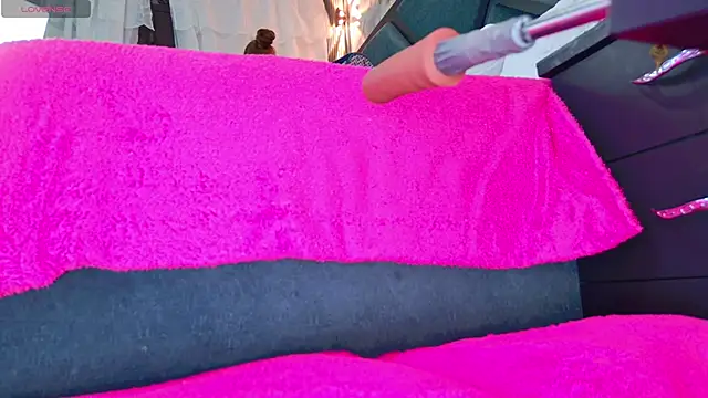 NathaxaLeans online show from November 24, 2025, 11:54 am