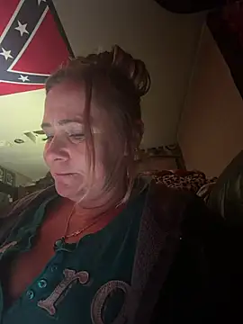 SummerBlueMoon online show from February 14, 2026, 4:45 am