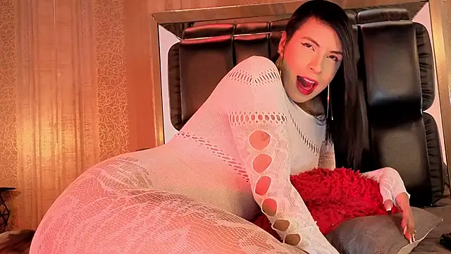 Snapshot of MishaKinki chatting on November 27, 2025, 7:03 pm MishaKinki online show from November 27, 2025, 7:03 pm