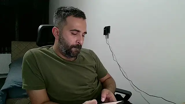 tgltplsr online show from October 11, 2025, 6:31 pm