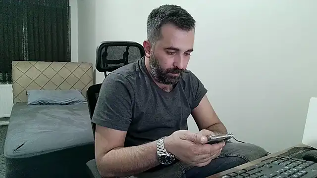 tgltplsr online show from February 10, 2026, 9:25 pm