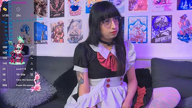 snowblack  online show from June 3, 2026, 3:17 pm