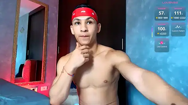 Snapshot of liuscast22 chatting on September 24, 2025, 2:45 pm liuscast22 online show from September 24, 2025, 2:45 pm