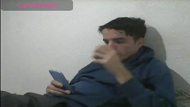 Tombgy07 online show from March 4, 2025, 8:27 pm