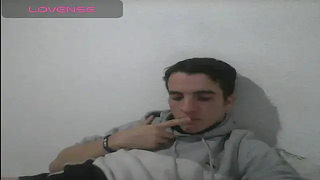 Tombgy07 online show from January 16, 2025, 8:46 pm