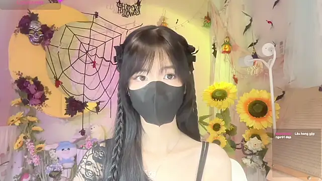 Your-Sunshine online show from November 2, 2025, 5:51 pm