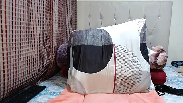 Snapshot of CHOCOLATEDARKBUSTYX chatting on November 14, 2025, 6:06 am CHOCOLATEDARKBUSTYX online show from November 14, 2025, 6:06 am