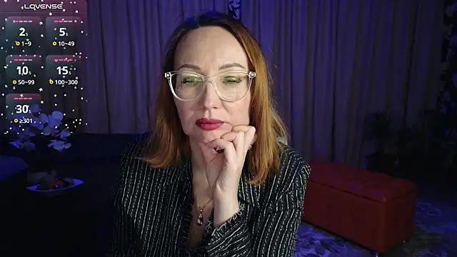 Snapshot of LybovNTV chatting on March 19, 2025, 1:32 am LybovNTV online show from March 19, 2025, 1:32 am