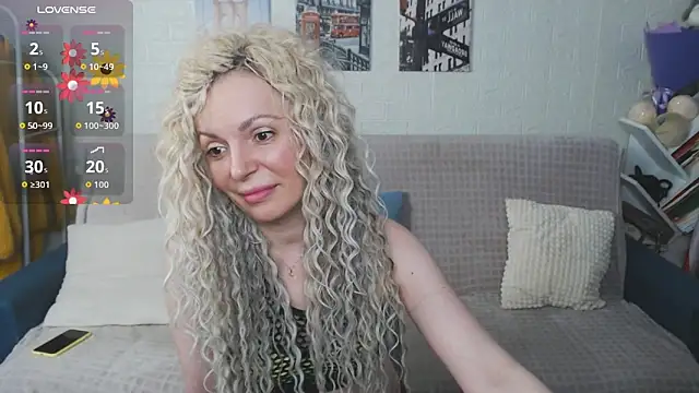 Snapshot of kiramarta chatting on November 24, 2025, 1:55 pm kiramarta online show from November 24, 2025, 1:55 pm