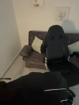 Snapshot of Megan_lu2 chatting on November 24, 2025, 4:01 am Megan lu2 online show from November 24, 2025, 4:01 am