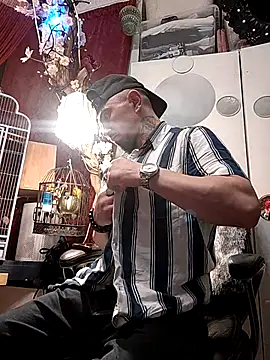 erbod Johnny online show from November 6, 2025, 11:09 pm