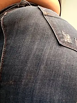 HORNY MATURE25 online show from March 6, 2026, 12:16 am