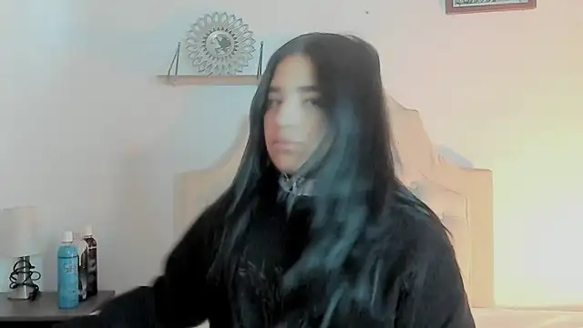 Snapshot of aliice_walker_ chatting on January 28, 2025, 1:27 pm aliice walker online show from January 28, 2025, 1:27 pm