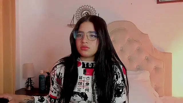 Snapshot of aliice_walker_ chatting on January 28, 2025, 4:30 pm aliice walker online show from January 28, 2025, 4:30 pm