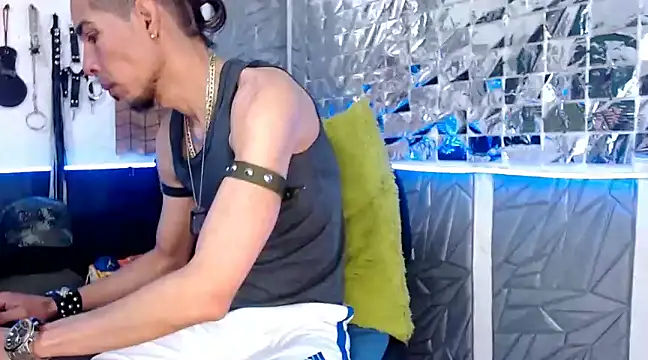 Mensecret69 online show from February 25, 2025, 6:01 pm