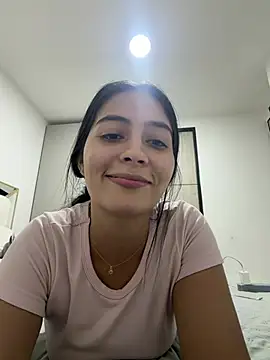 Sophie  Foxxx online show from March 8, 2026, 2:04 am