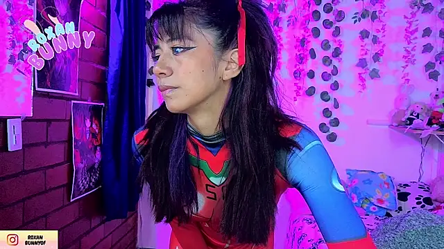 Roxanbunny1 online show from April 10, 2026, 5:14 am