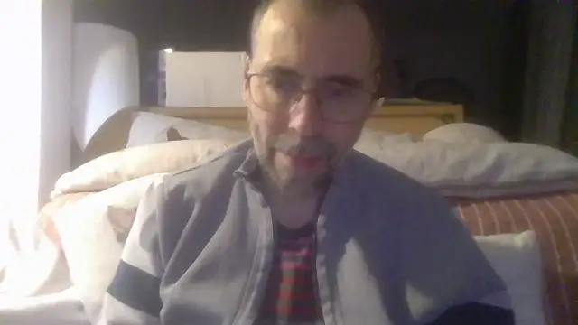 ptitcanard60600 online show from December 4, 2025, 10:53 pm